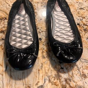 Me Too Black Patent Ballet Flats - Size 8.5 NWOT